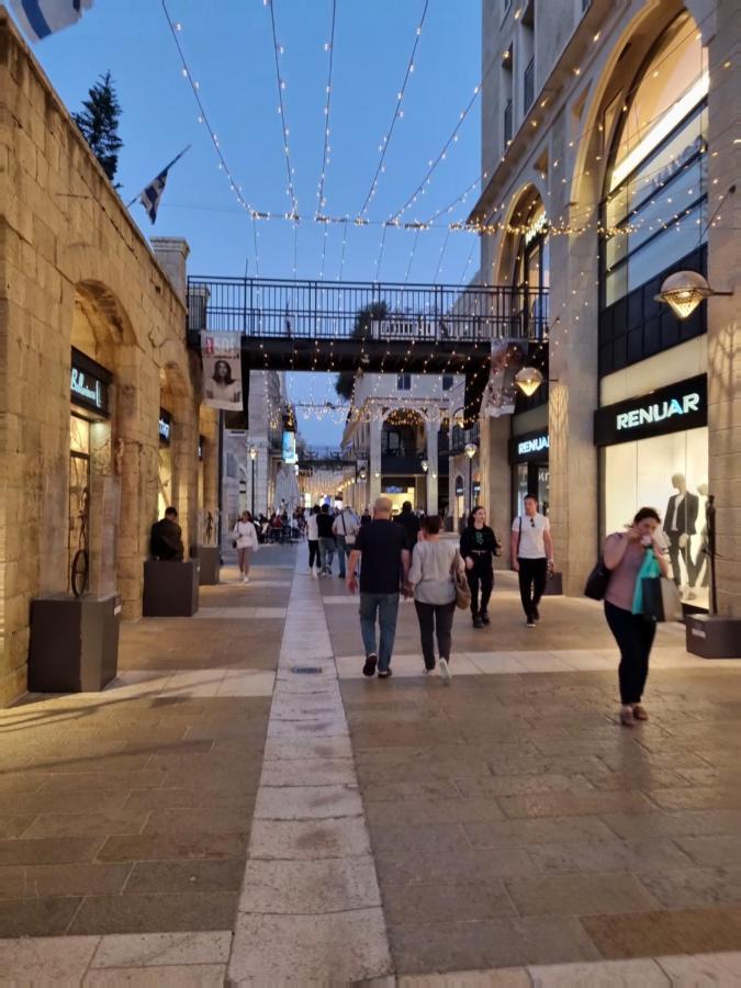 텔아비브 Apt Heart Tlv Arnon 50 Mt From Sea 아파트 외부 사진