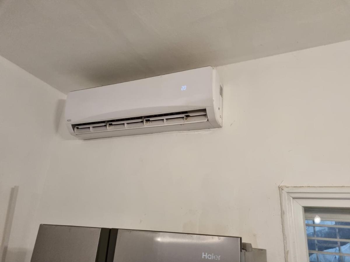 텔아비브 Apt Heart Tlv Arnon 50 Mt From Sea 아파트 외부 사진